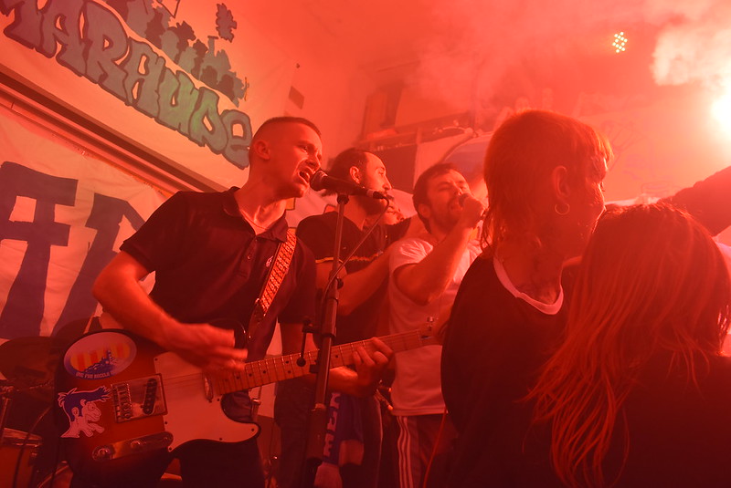 Cagnard + De la Crau + Cheap Entertainement (soutien &agrave; la maraude mentalit&eacute; virage d&eacute;p&eacute;) en concert